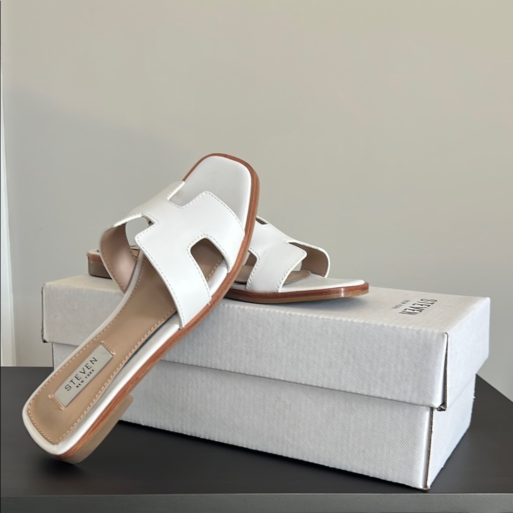 Steven By Steve Madden White Minimalist Sandals H-Cutout Design